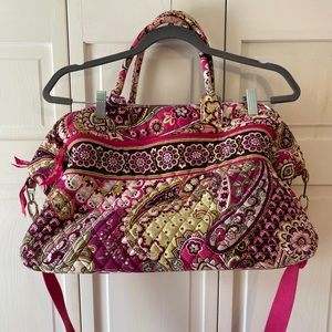 VERA BRADLEY WEEKEND BAG